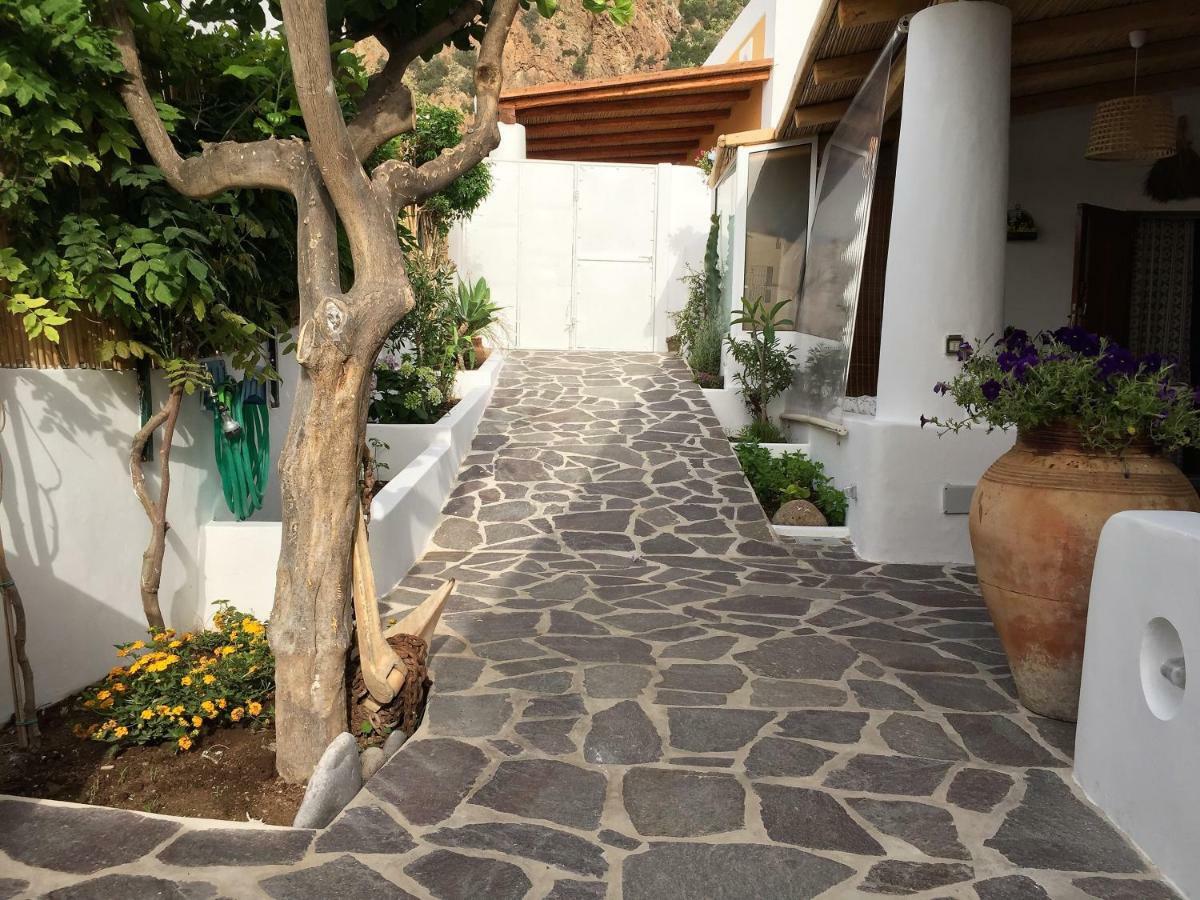La Ginestra Villa Panarea Eksteriør billede