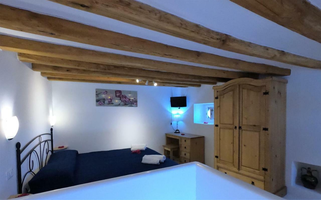La Ginestra Villa Panarea Eksteriør billede